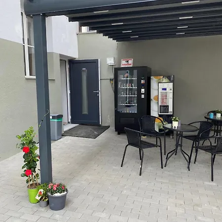 - 24h Self-check-in Vandrarhem *