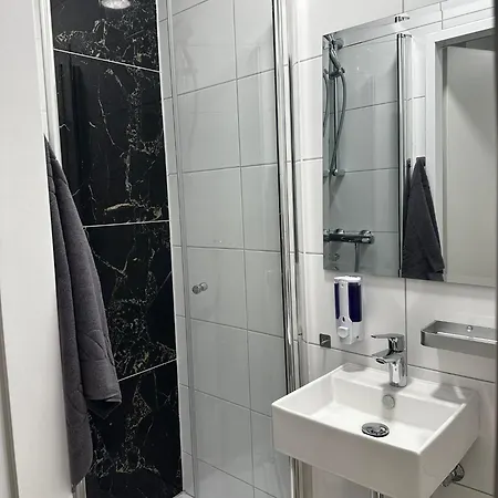 - 24h Self-check-in Vandrarhem *