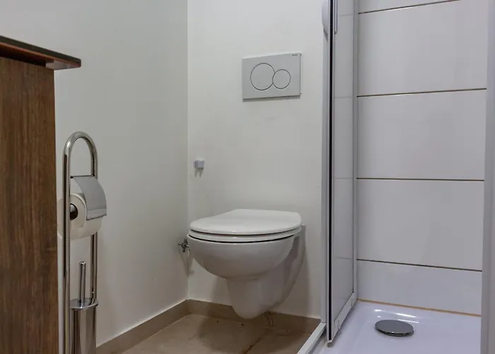 Hostel - 24h Self-check-in Linz