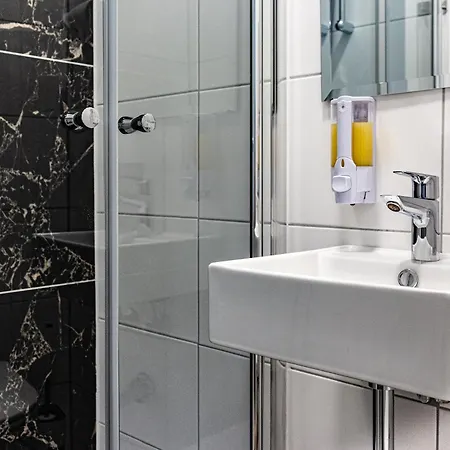 Hostel - 24h Self-check-in *