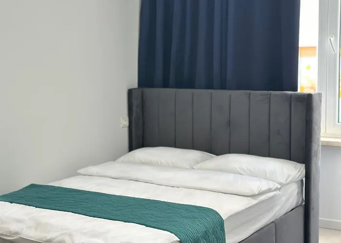 Hostal - 24h Self-check-in Linz